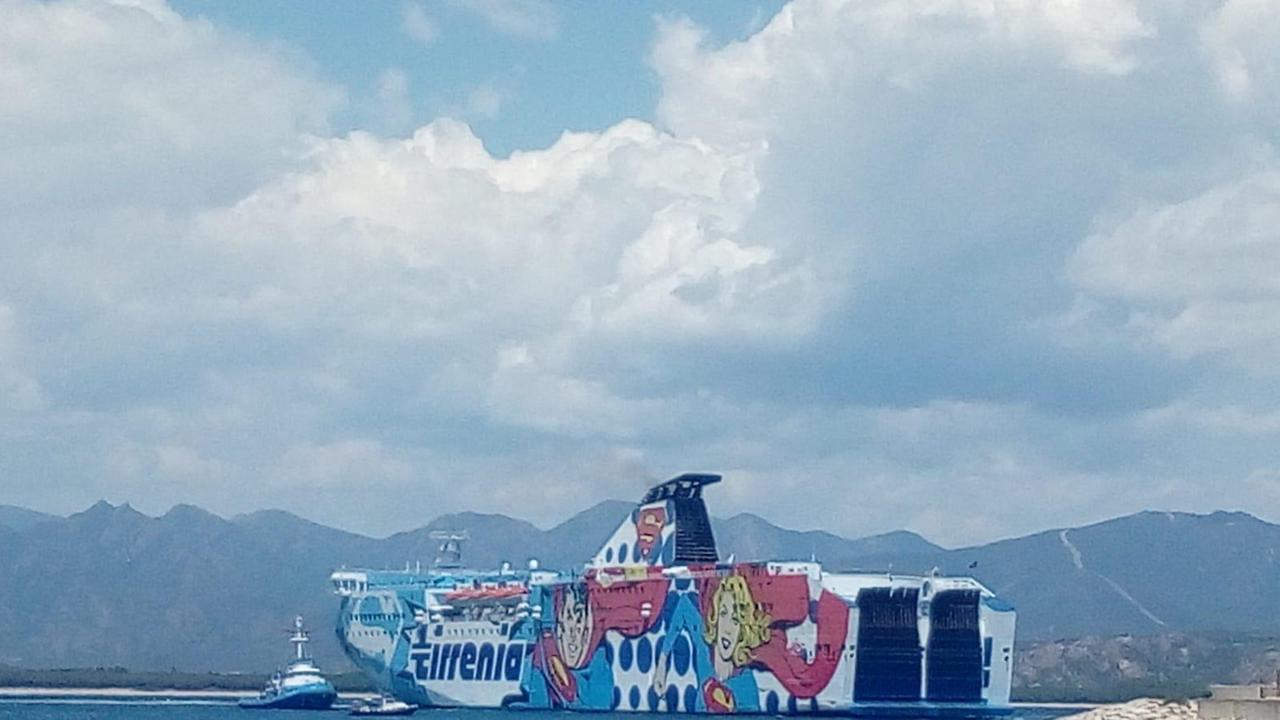 Tirrenia: spiraglio sulla proroga ma prenotazioni per la Sardegna ancora bloccate