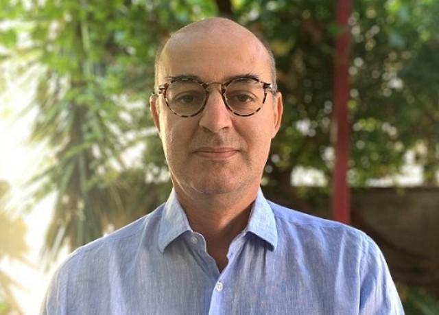 L’allarme del direttore di pneumologia: «Il Covid sta colpendo anche i giovani» 