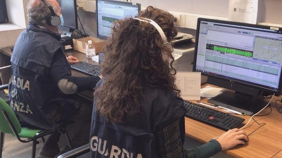 Giro di evasione milionaria La mente è un aullese