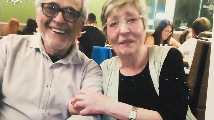 Uniti nell’amore fino alla fine Sposi muoiono in poche ore