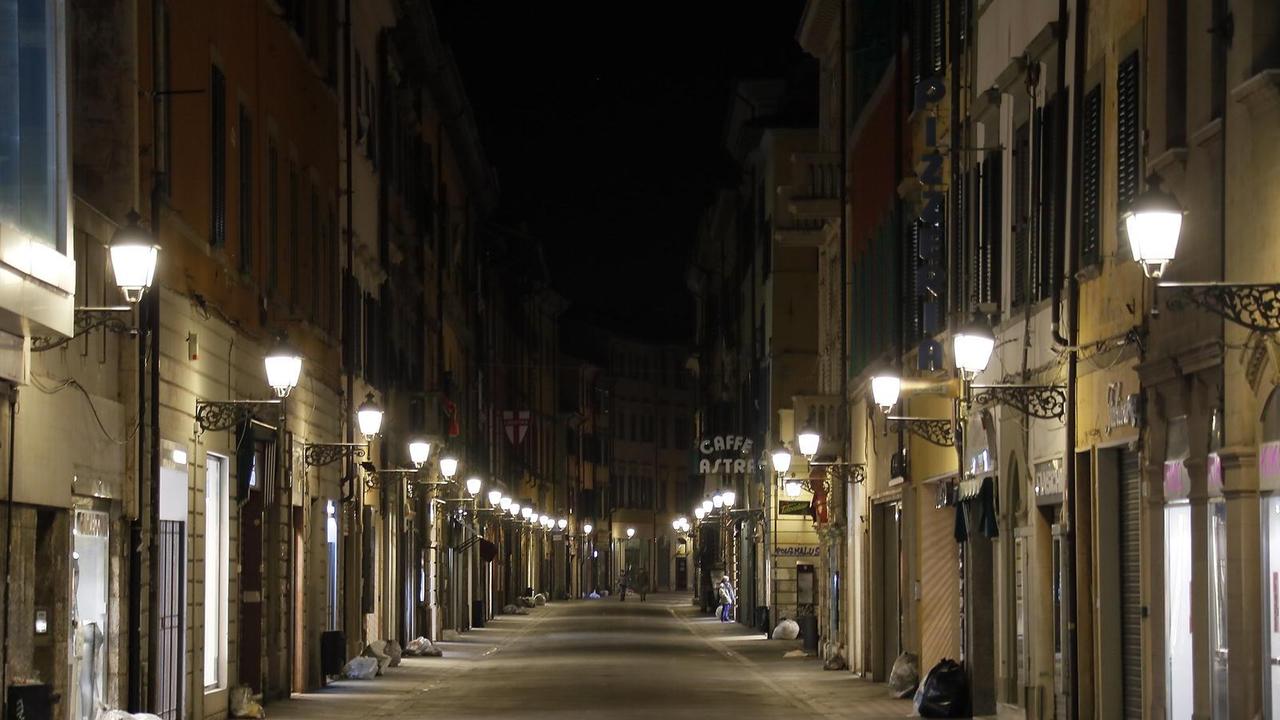 Toscana in arancio da domenica, battaglia per la mobilità fra piccoli comuni e per i congiunti