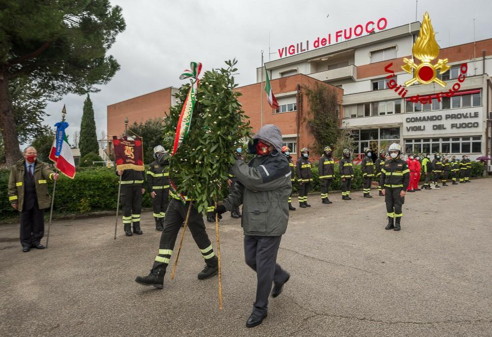 I festeggiamenti di Santa Barbara (foto vigili del fuoco)