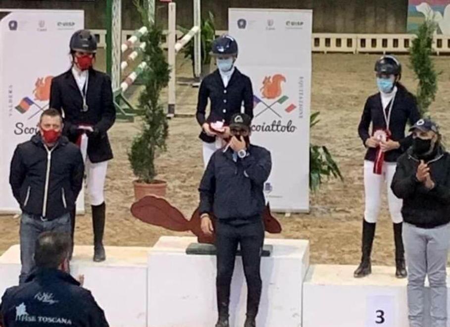 Melissa Martini con il suo cavallo Carreira vince il campionato Toscano del 2020 disputato al Centro Lo Scoiattolo di Pontedera 