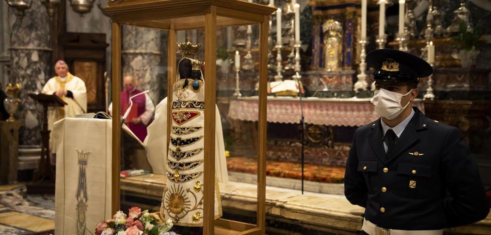 Madonna di Loreto patrona degli avieri, rito a Montenero 