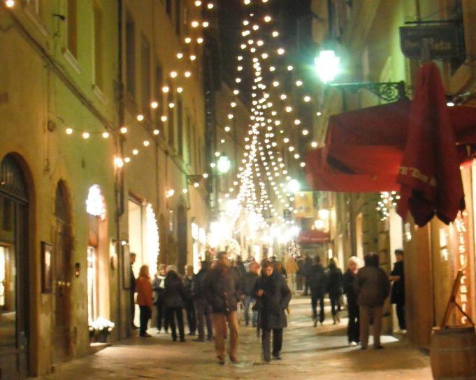 Una carta-regalo a Natale per fare doni agli amici e incentivare gli acquisti 