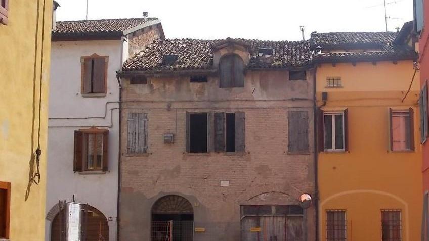 Nuova vita a Casa Corghi Grazie ai fondi per il sisma alloggi a giovani coppie