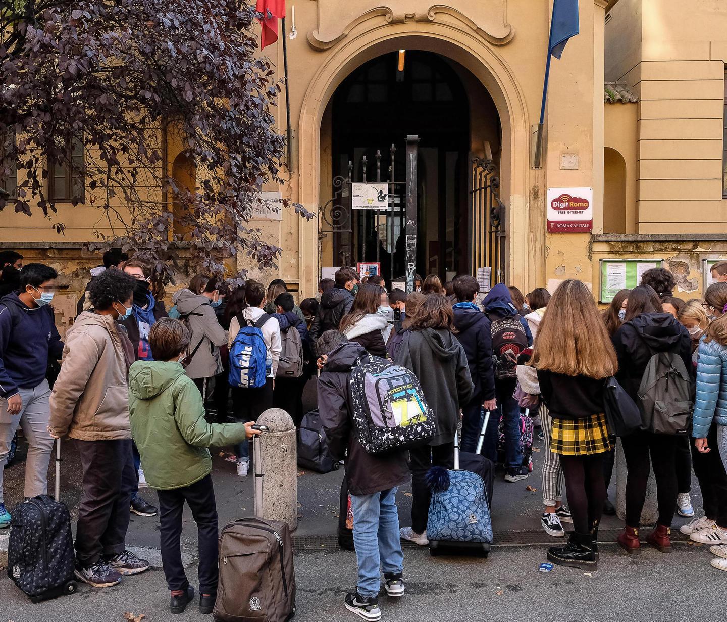 Il Natale dei divieti, festività blindate 