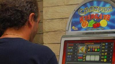 Gioco d’azzardo, a Reggio Emilia bruciati in un solo anno 65,3 milioni di euro