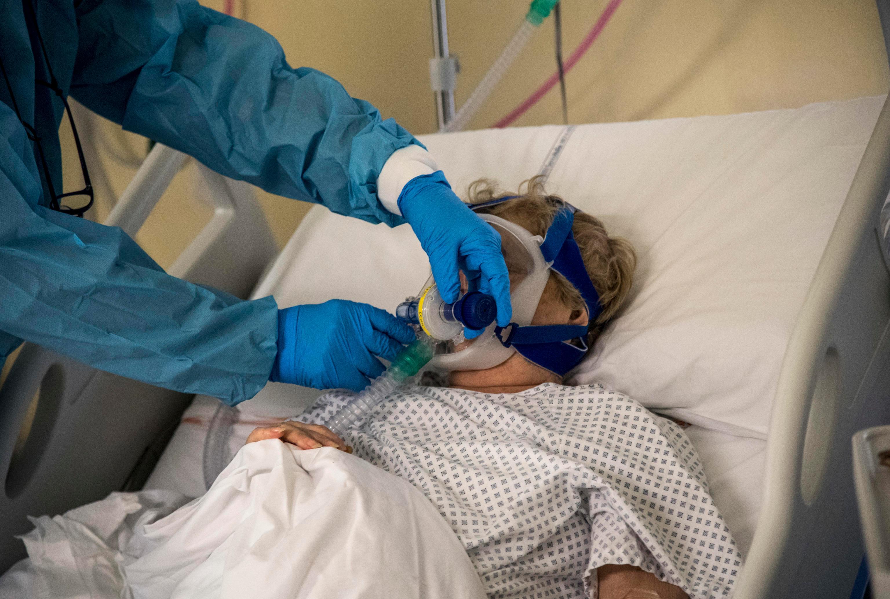 Coronavirus in Sardegna: 13 decessi, 464 nuovi casi e altri 16 malati ricoverati in ospedale