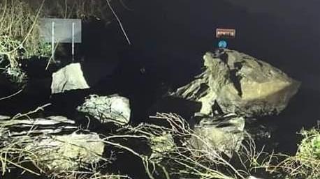 “Piovono” massi sulla carreggiata Strada chiusa tra Montese e Zocca
