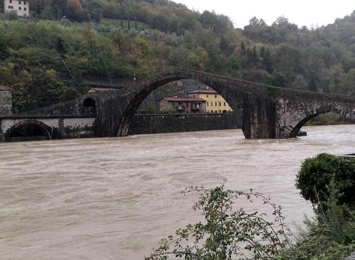 Allerta arancione per la pioggia Attenzione al Serchio