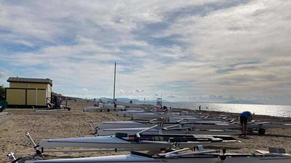 Una scuola di Rowing Coastal al Circolo Nautico Donoratico E i numeri sono da record