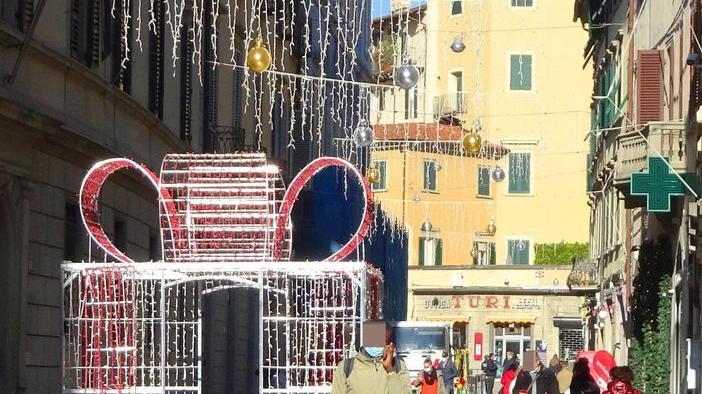 Domani alle 16,30 si accende la luminaria nelle vie del centro
