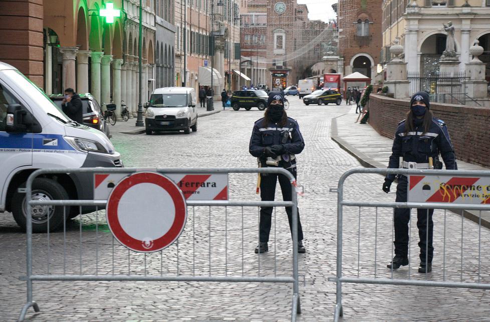 Controlli anti-contagi Stretta a Ferrara