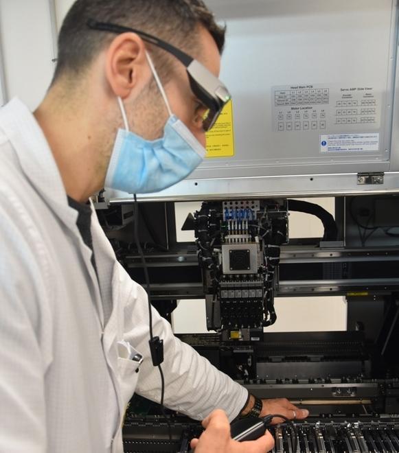 Occhiali “smart” per assistenza da remoto in ambulanze, visite mediche e aziende 
