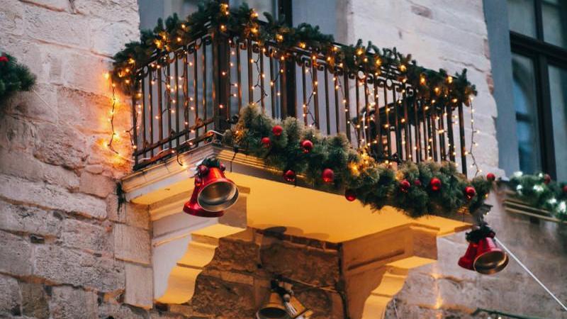A Iolo rubano anche gli addobbi di Natale