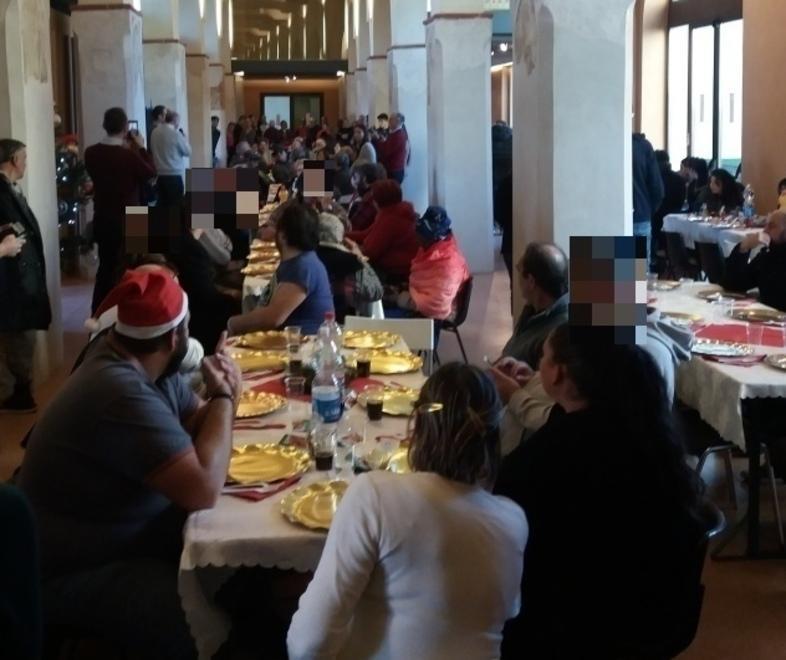 Lucca, la sfida di Sant’Egidio: pranzo di Natale a casa di chi ha più bisogno 