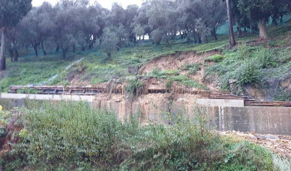 Frane, alberi caduti e case evacuate: il bilancio dei danni del maltempo