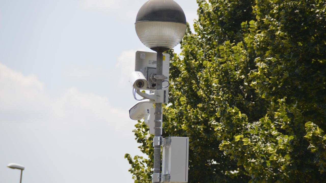 Una delle telecamere di videosorveglianza già installate a Certaldo