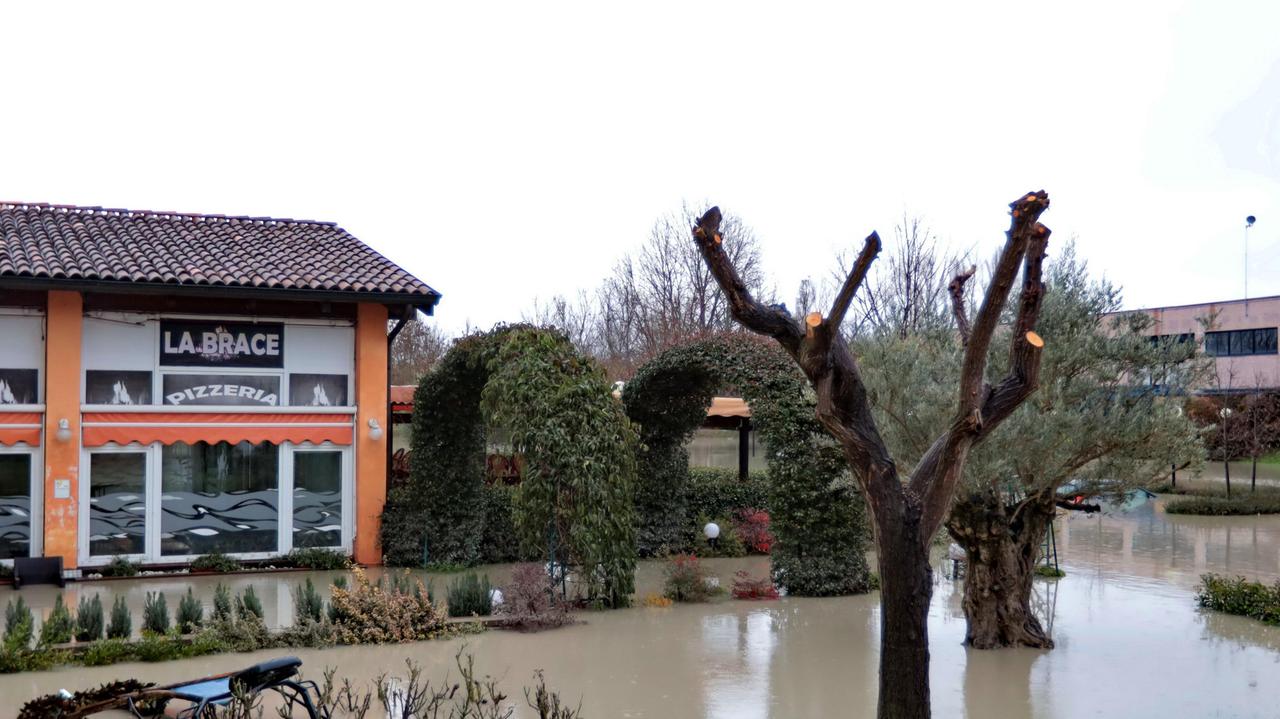 Modena “La Brace” inaccessibile «Chi paga tutto questo?»