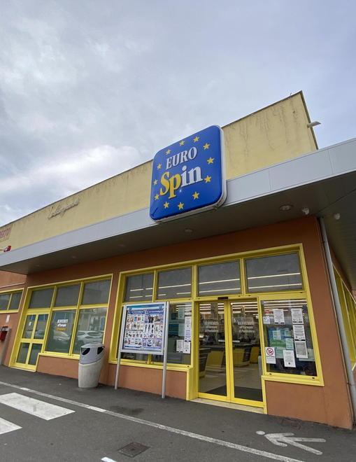 Negozi poco sicuri: i dipendenti Eurospin scendono in piazza 