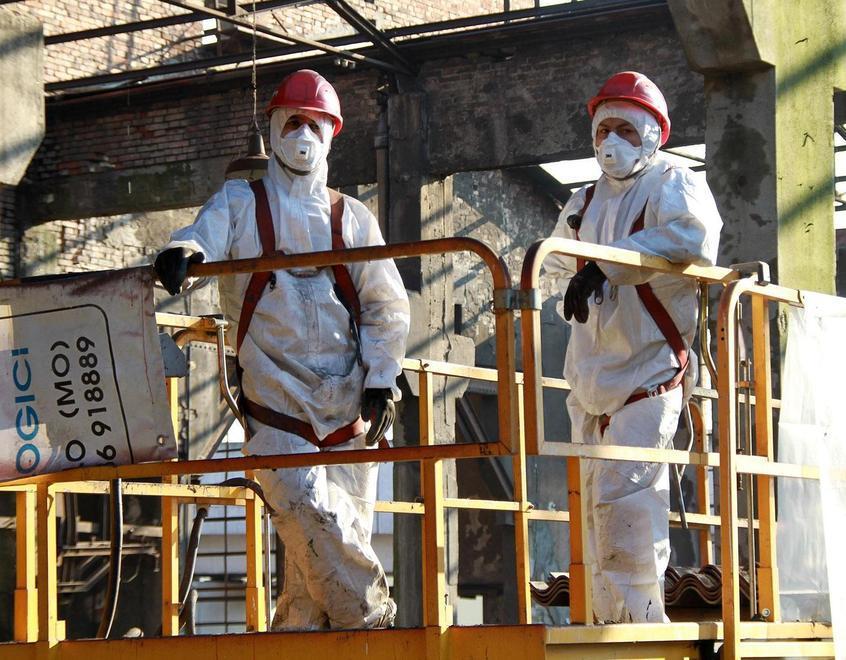 Uno sportello per dare la caccia all’amianto rimasto negli edifici 