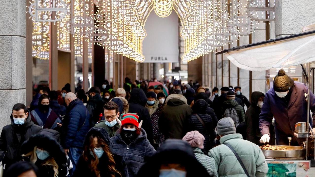L’Italia non ha più zone rosse Il Cts avverte: «Ora attenzione»
