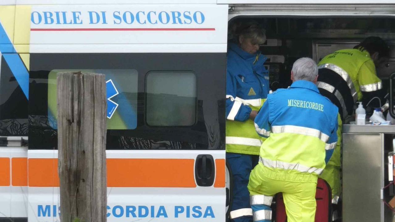 Pisa, malore fatale in auto: muore a 40 anni