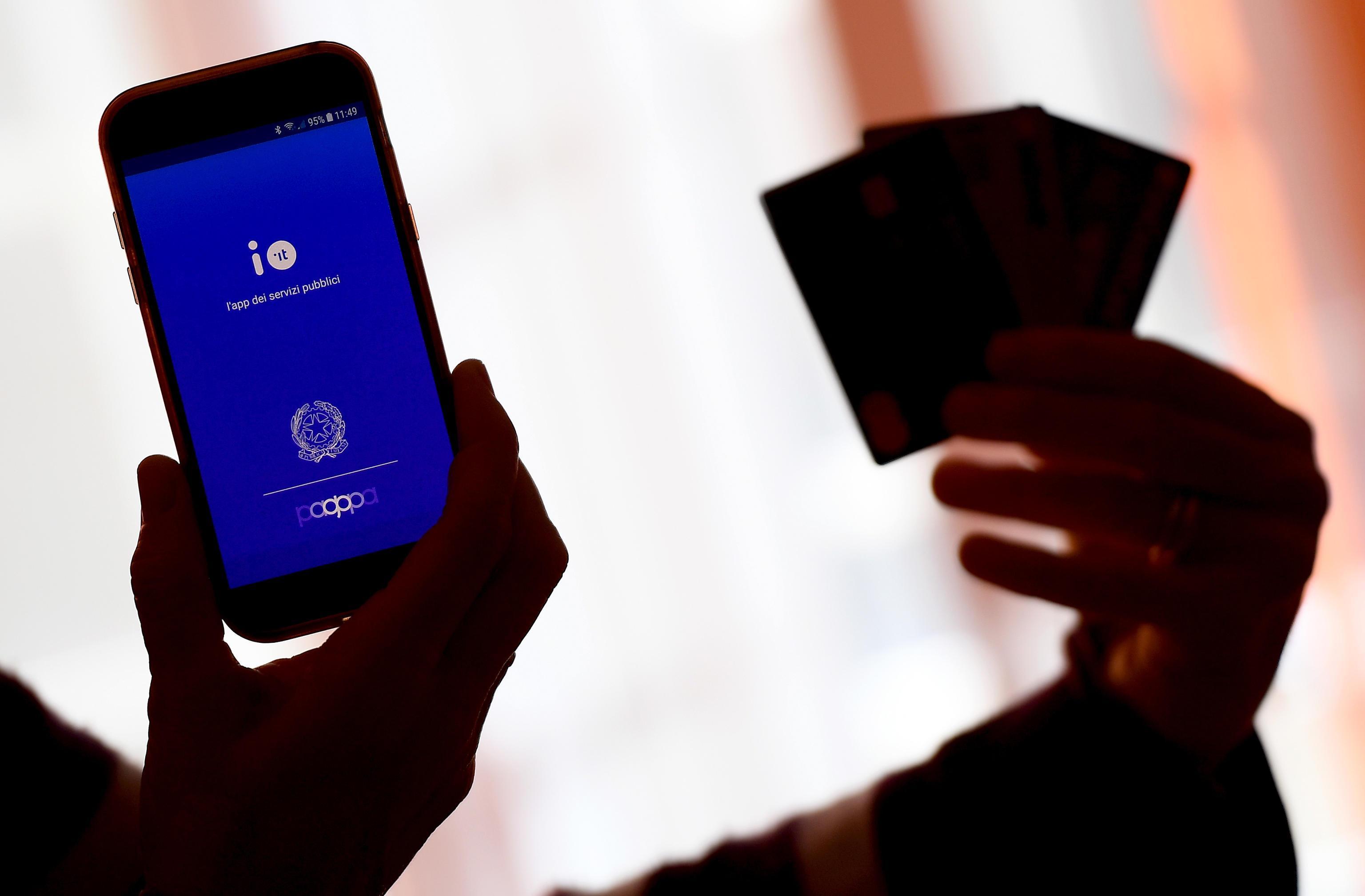 Piace il cashback di Natale: "Finalmente un incentivo intelligente"