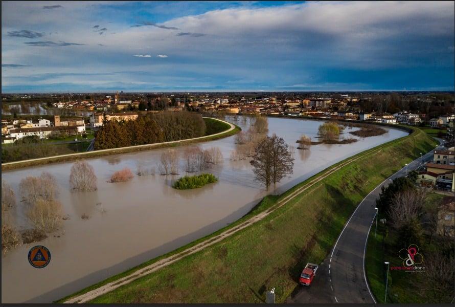 Alluvione nel modenese. «Soldi inutilizzati per sistemare i fiumi non ce ne sono, ma per la sicurezza ne servono ancora» 