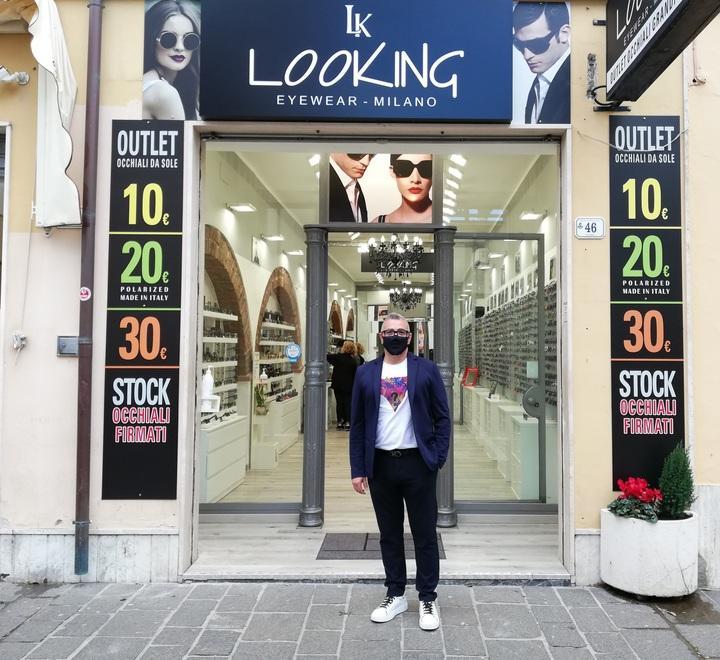 Negozi riaperti dopo settimane Ma il pieno è in zona industriale 
