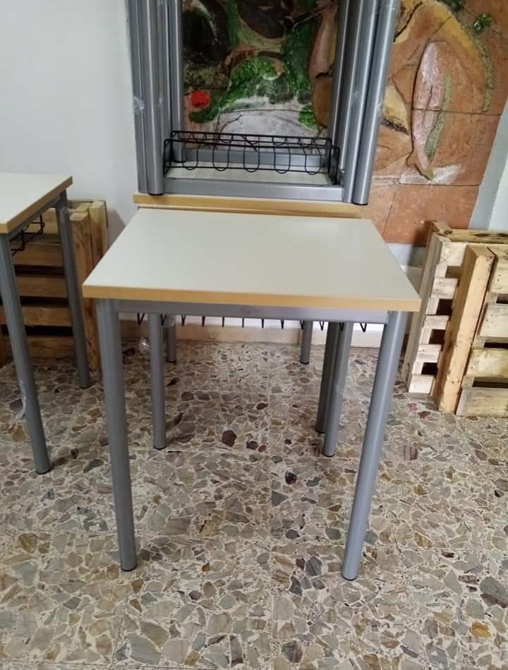 Al De Castro arrivati i banchi regolari 