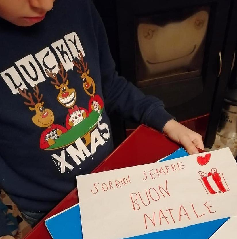 A scuola di solidarietà e bontà 