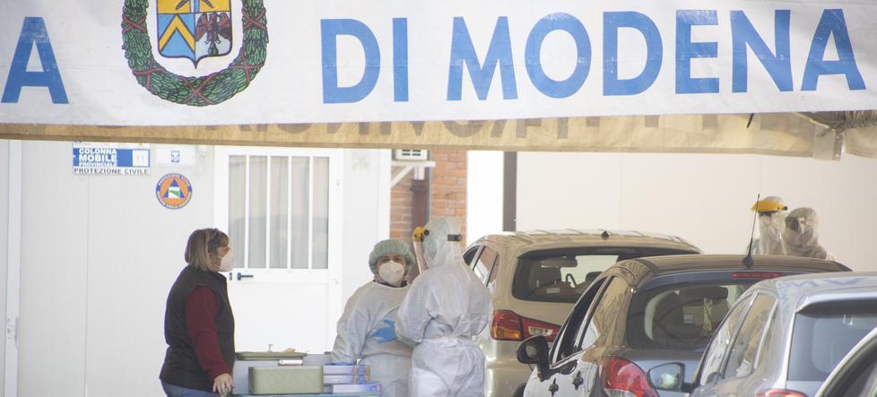 Virus nel modenese, ieri altri 13 morti Ma il contagio rallenta rispetto a novembre 