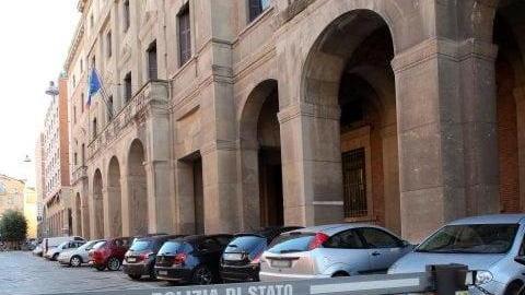 Destituito agente condannato per rapina