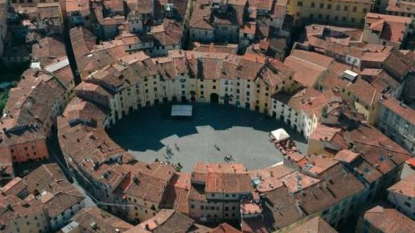 Continua a calare il prezzo delle case e si vedono i primi segnali del Covid