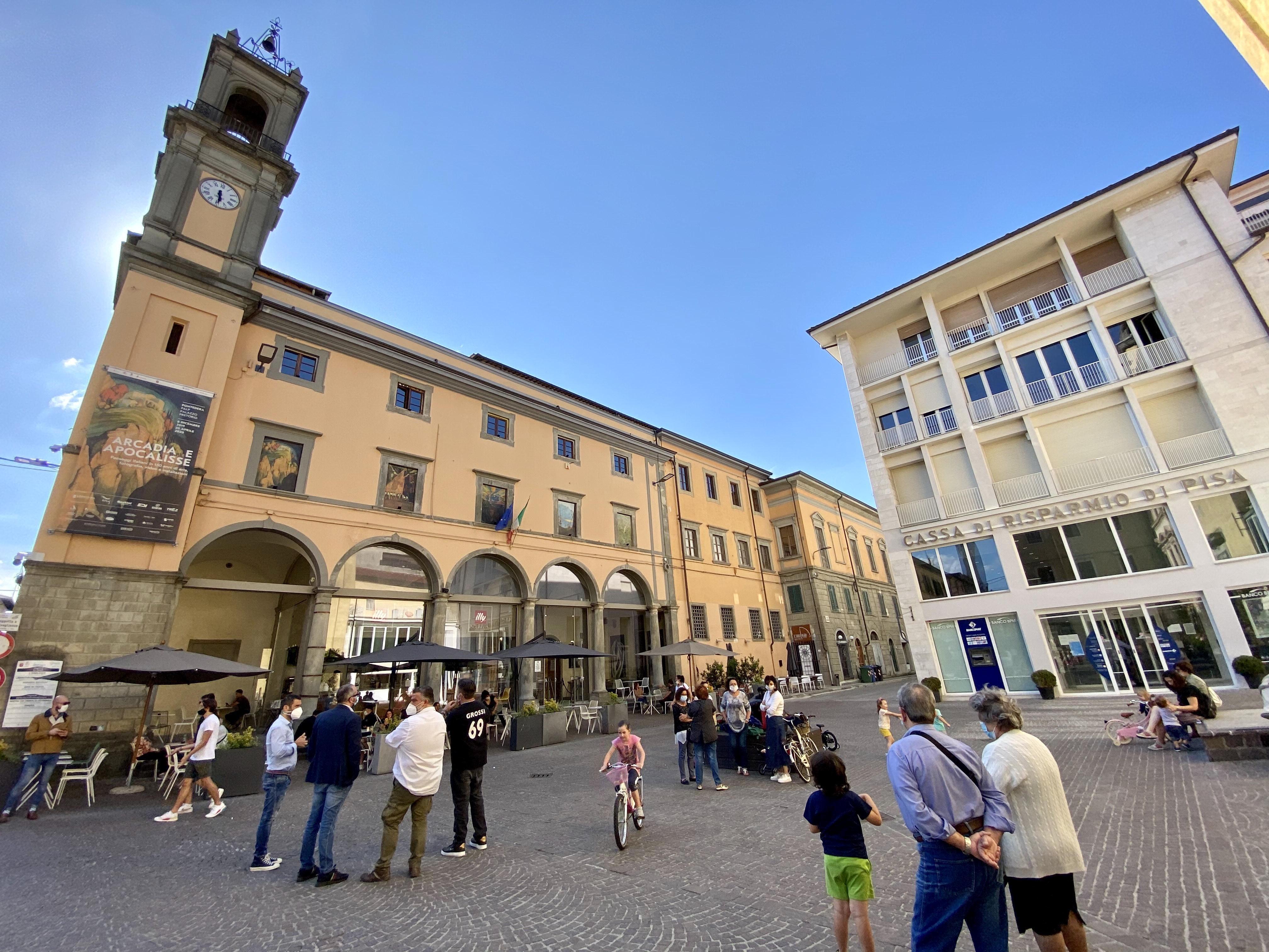 «No alla cancellazione di piazza Curtatone». Ora nasce un comitato 