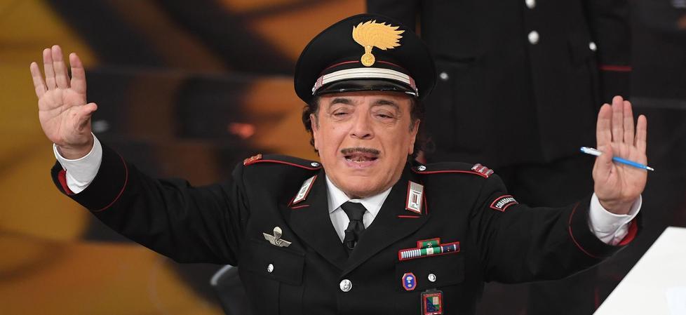 I mille volti di Nino Frassica «Da Arbore a Don Matteo, il mio divertimento surreale»