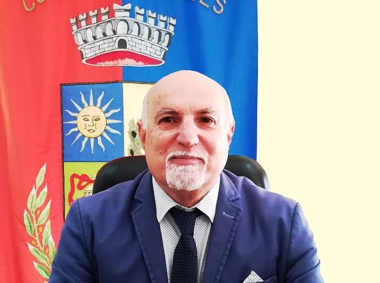 Il sindaco all’ex assessora: «Basta accuse infondate»