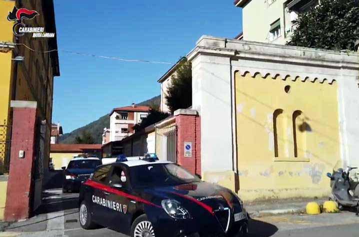 Le proteste al telefono: «Io non ci metto più nessuno là dentro» 