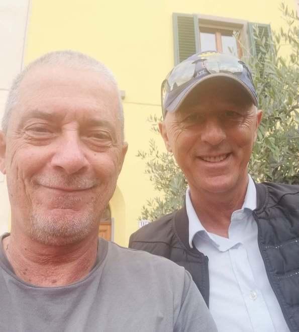 Sgarano (a sinistra) insieme a Claudio Crippa, storico e fortissimo playmaker capitano dell'Olimpia Pistoia