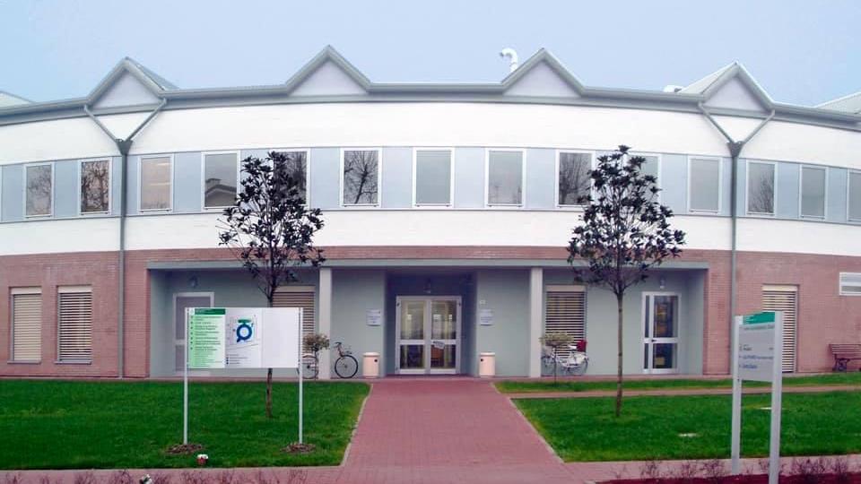 Covid, 8 anziani morti da fine novembre alla casa protetta Millefiori di Novellara