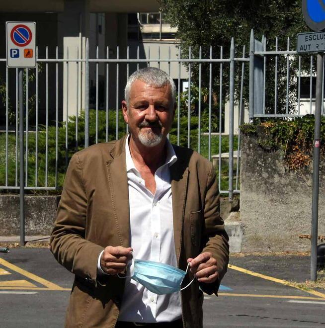 Benedetti si difende: «Mai entrato nei centri» E ieri accusa un malore