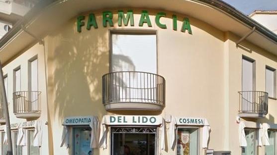 Cambia gestione la farmacia di Lido