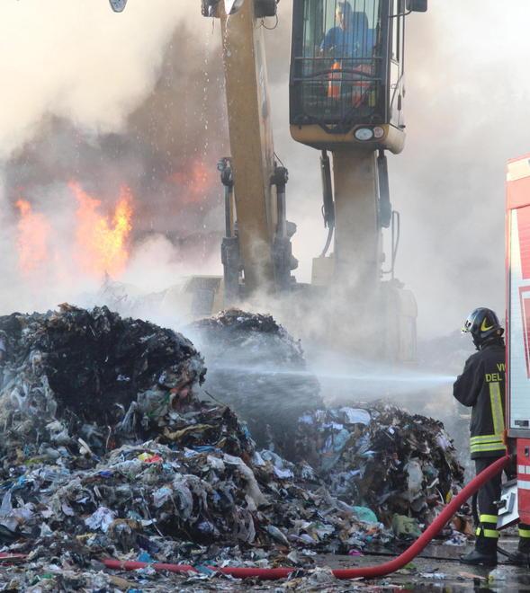Si riduce il rischio di incendi e percolato