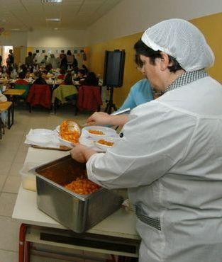 Mensa, una dietista al servizio delle famiglie