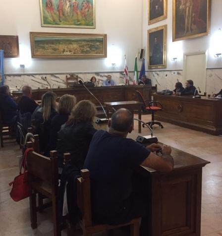 Contagi tra il personale comunale salta il Consiglio previsto per oggi