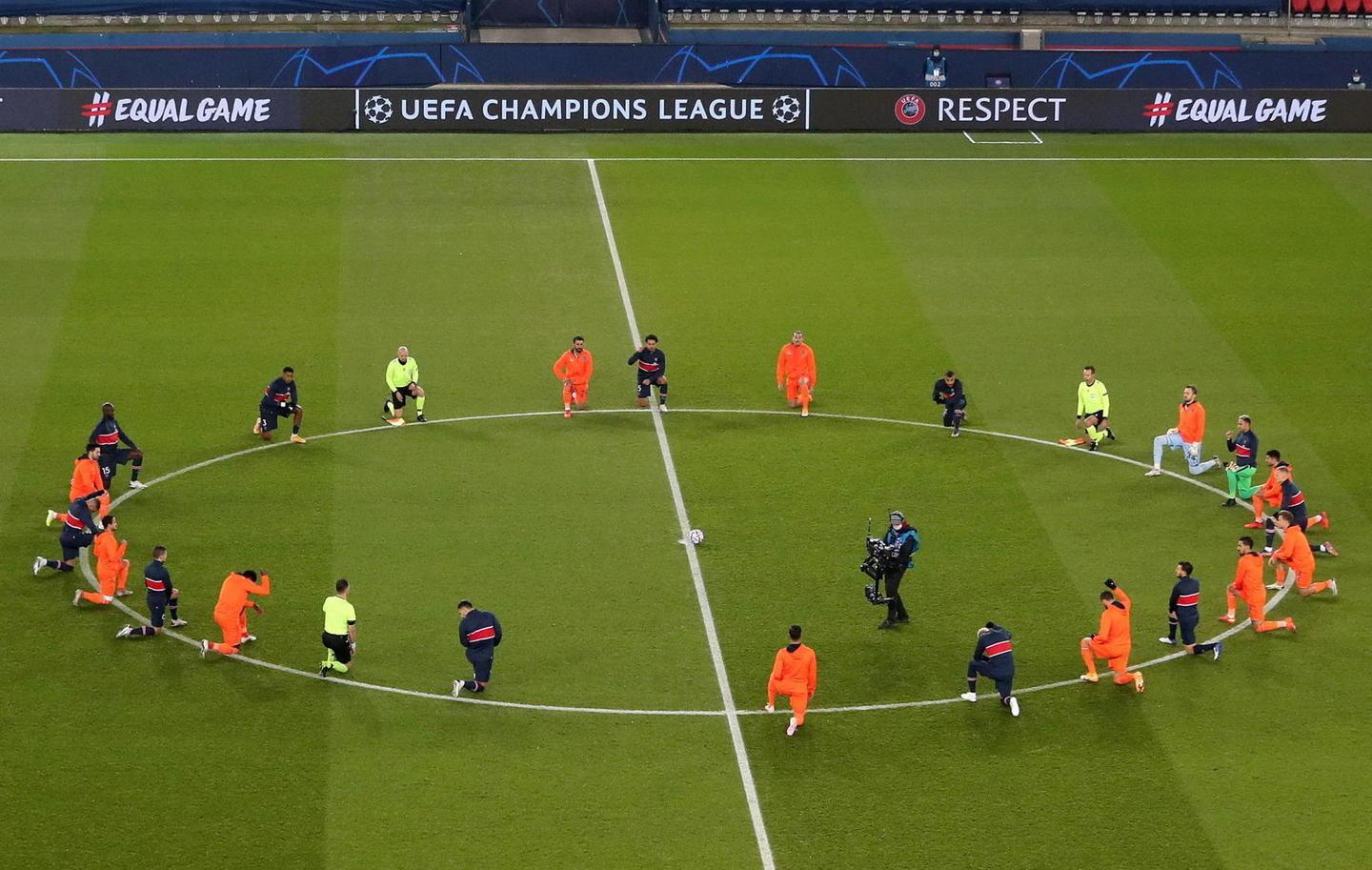 Psg e Basaksehir danno un calcio al razzismo 