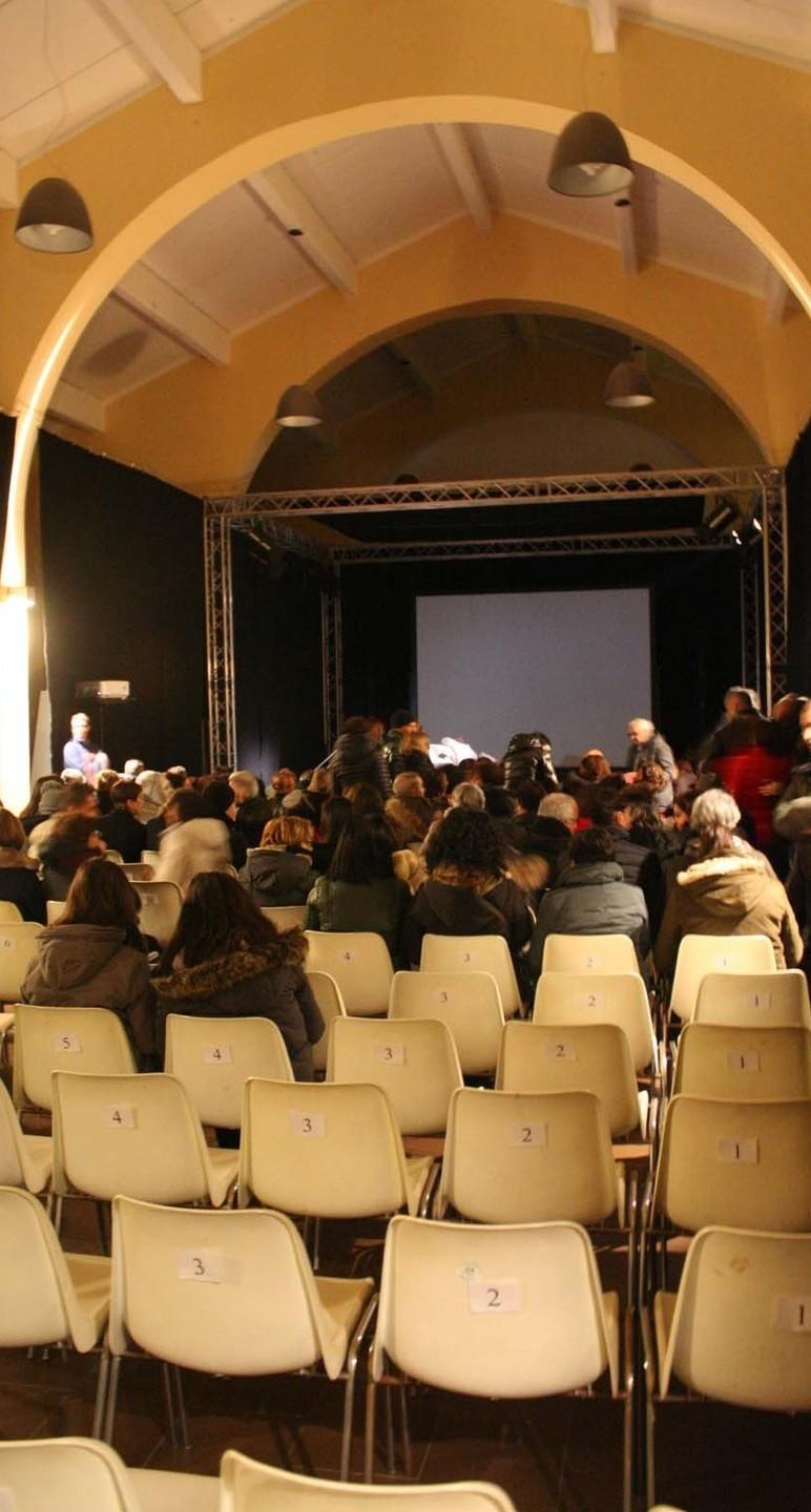Teatro e spettacoli: insegnanti a lezione con Cedac e Comune 