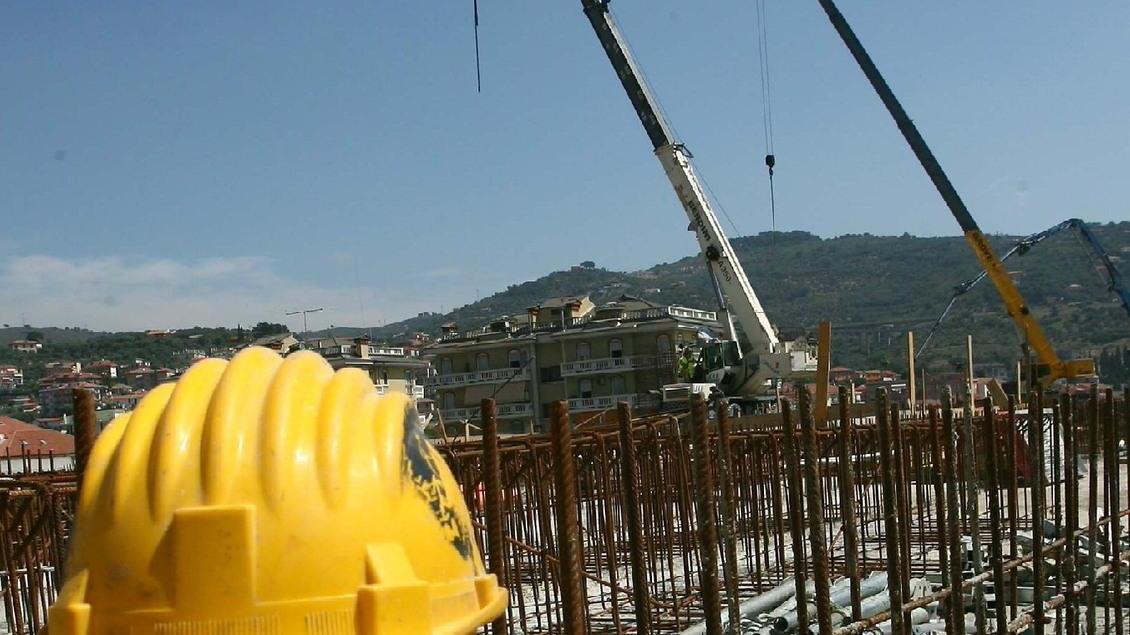 Scontro sul Piano casa Governo pronto allo stop